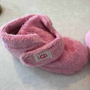 UGG Soft Pink Infant Booties